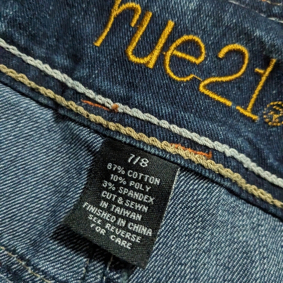 Rue 21 low rise jean shorts size 7/8 - Picture 2 of 6
